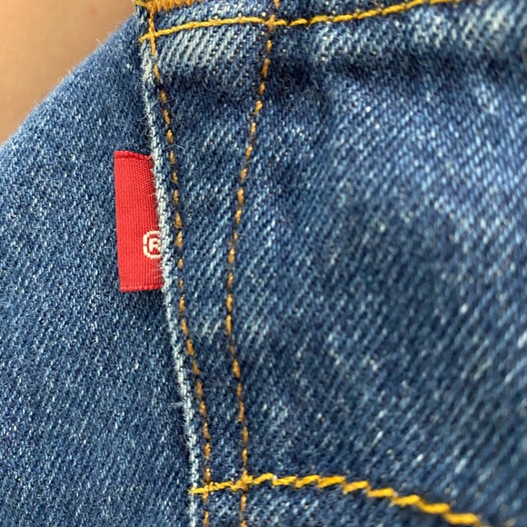 EUC RARE 501 BUTTON FLY V-STITCH DENIM JEANS - Picture 3 of 12